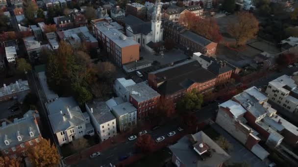 John Evangelist Roman Catholic Church Downtown Frederick Maryland Usa Revealing — Stock Video