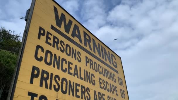 Alcatraz Island Warning Sign Bay — Stock Video