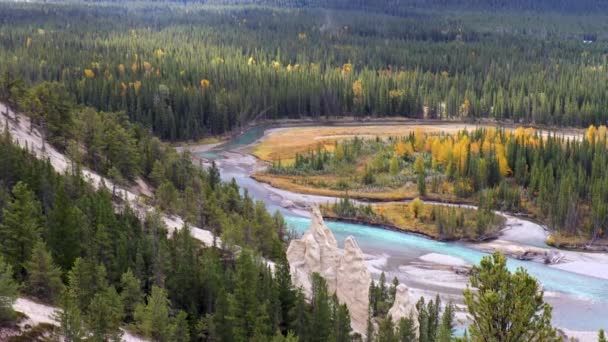 Panning Banff Hoodoos Towering Mountains — Stock video