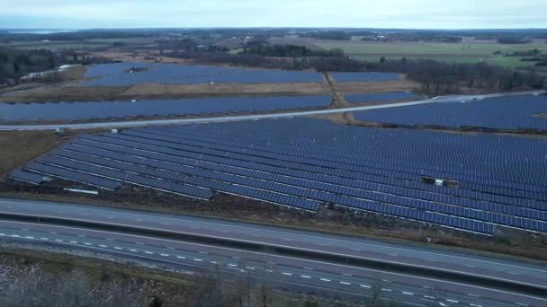 Solar Park Highway Green Infrastructure Northern Hemisphere Aerial Pan — Stock Video