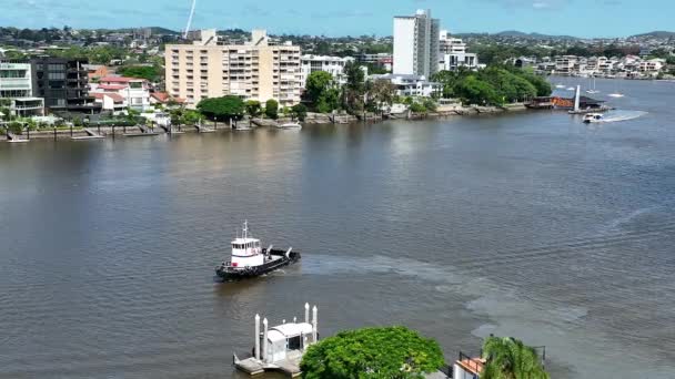 Rebocador Virar Rio Brisbane — Vídeo de Stock