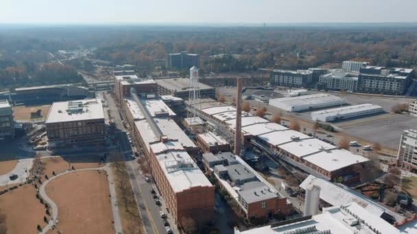 Aerial Repurposed American Tobacco Campus Στο Durham City Center — Αρχείο Βίντεο