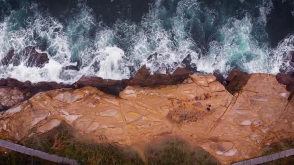 Sydney Austrália Bouddi Beach Drone Birdseye Pan Para Fora — Vídeo de Stock