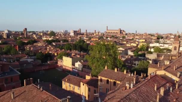 도시의 역사적 중심지에 궁전인 볼로냐 이탈리아 — 비디오