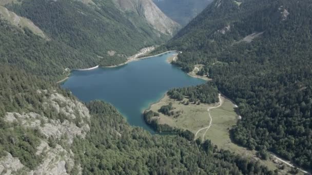 Belle Vue Aérienne Direction Lac Ayous Avec Forêt Verte Tous — Video