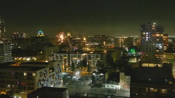 Центр Лос Анджелеса Включая Фейерверк Ночное Время — стоковое видео