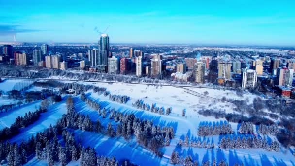Victoria Park Cross Country Skiing Winter Golfing Summer Aerial Flyover — Stock Video