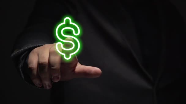 Концепция Заработка Деловой Человек Руки Показывает Деньги Подписать Голограмму Черном — стоковое видео
