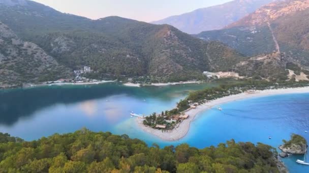 Jedna Nejpopulárnějších Pláží Turecku Modrá Laguna Oludeniz — Stock video