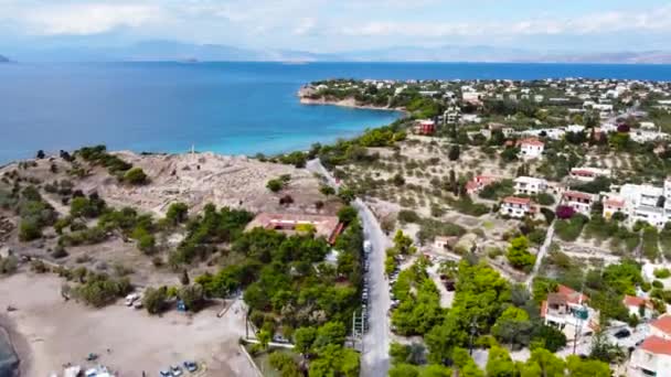 Ein Drohnenblick Und Schnelle Bewegung Der Blauen Ägina Insel Saronische — Stockvideo