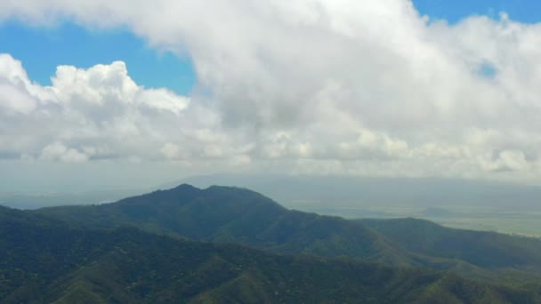 Hermosas Nubes Sobre Montañas Colinas Ciudad Rural Atherton Tablelands Qld — Vídeo de stock