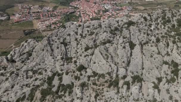 Aerial Ripide Scogliere Calcaree Proteggono Valle Saint Paul Fenouillet — Video Stock
