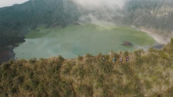 Zerklüftete Landschaft Mit Touristen Vulkan Chichonal Chiapas Mexiko Drohne Abgeschossen — Stockvideo