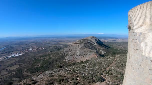 Montgri Kalesi Içeriden Katalan Spanyol Pirenesi Manzaraları — Stok video