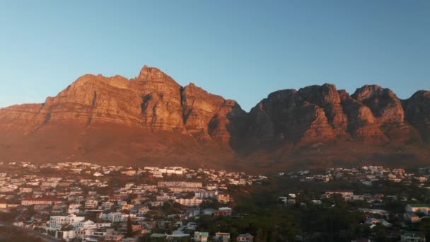 Majestatyczna Sceneria Góry Stołowej Camps Bay Cape Town Republika Południowej — Wideo stockowe