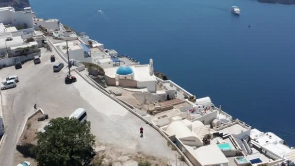 Hotéis Típicos Férias Branco Azul Firostefani Village Calm Blue Seascape — Vídeo de Stock