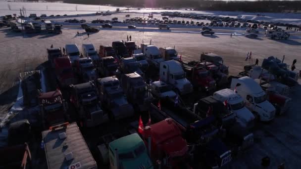 Freedom Convoy 2022 Beáll Gyülekezőhelyre Vankleek Hill Ben Ontario Ban — Stock videók