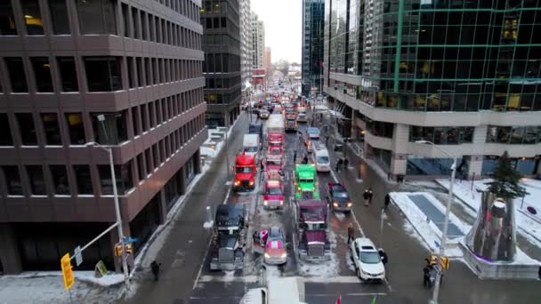 Long Drone Shot Freedom Trucker Rally Kent Street Ottawa 2022 — Stock video