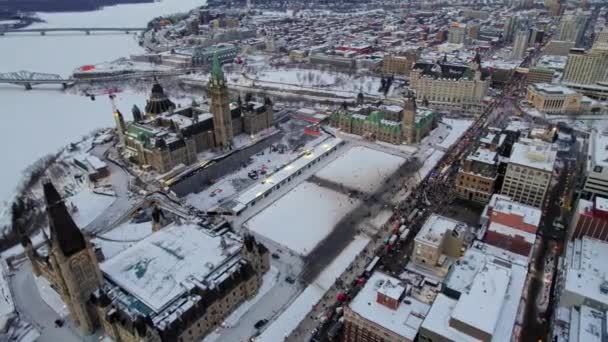 Drone Shot Freedom Trucker Rally Slater Streeten Ottawában Ontarióban 2022 — Stock videók