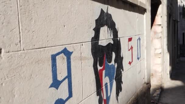 Croatie Hajduk Fan Graffiti Sur Mur Ville — Video