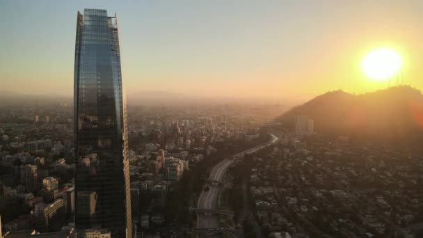 Luftfoto Santiago Bys Skyskraber Med Solen Lige San Cristobal Bakken – Stock-video