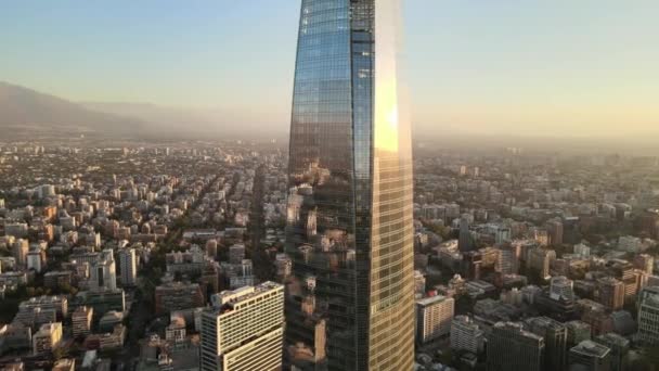Flyfoto Skyskraperen Fra Costanera Center Som Avslører Åsen San Cristobal – stockvideo