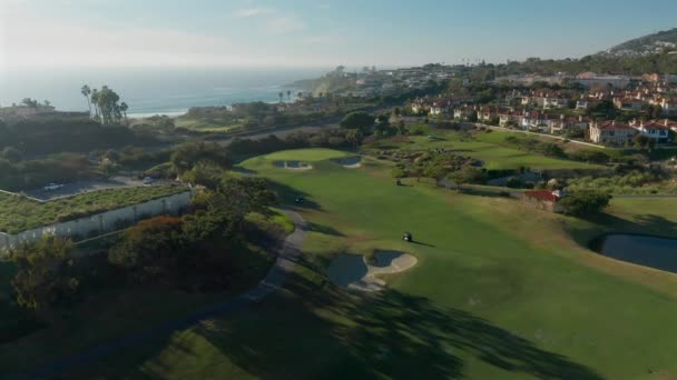 Aerial View Golf Carts Monarch Beach Golf Course Dana Point — Stock Video