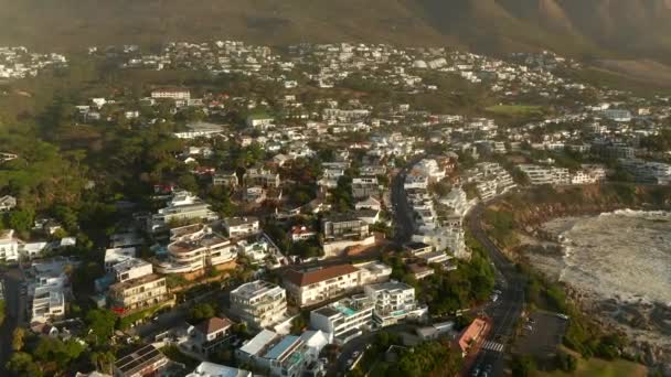 Flygfoto Över Bakoven Bostadsområde Förort Och Hotell Kapstaden Sydafrika — Stockvideo