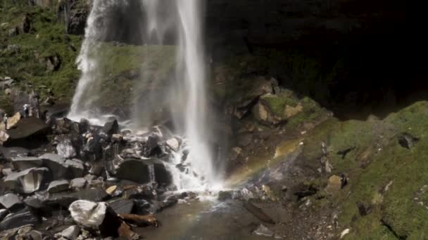 Énorme Belle Jogini Tombe Avec Arc Ciel Manali Himachal Pradesh — Video