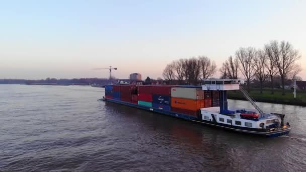 Vue Aérienne Juliam Cargo Freighter Voyageant Long Oude Maas — Video