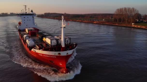 Utsikt Över Framåt Båge A2B Ambition Cargo Fartyg Reser Längs — Stockvideo