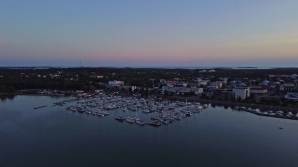 Utsikt Över Småbåtshamn Mariehamn Stad Åland Öar Finland Omloppsbana Skott — Stockvideo
