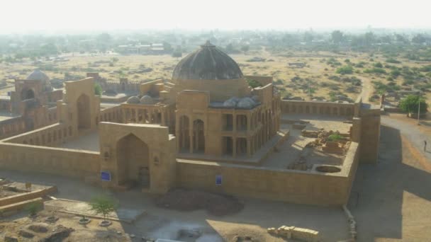 Aerial View Tomb Isa Khan Hussain Makli Hill Pakistan Circle — Stock Video