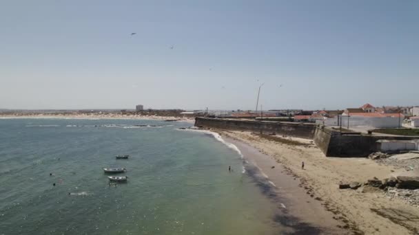 Portekiz Peniche Sahili Plajı Hava Aracı Görünümü — Stok video