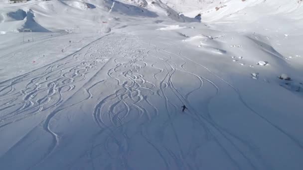 Widok Lotu Ptaka Narciarza Slalomowego Zjazd Stoku Alp Kaunertalskich Austria — Wideo stockowe