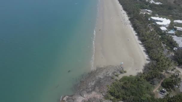 Agua Azul Turquesa Océano Playa Cuatro Millas Port Douglas Qld — Vídeos de Stock