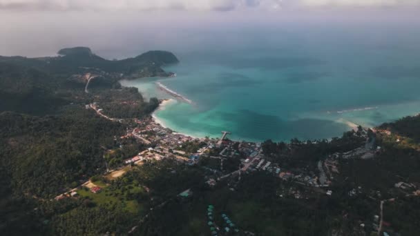 Énorme Mer Bleue Verte Claire Paradis Touristique Chaloklum Beach Thaïlande — Video