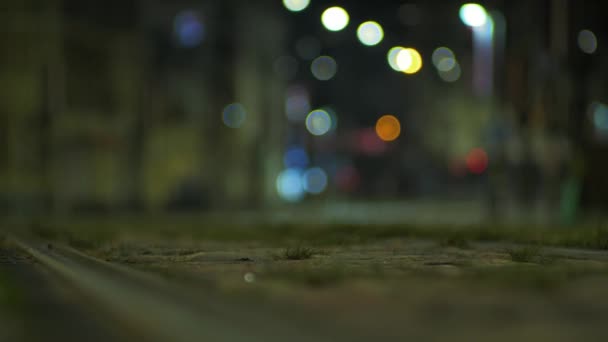 Ferrovie Del Tram Vuote Strade Liepaja Lettonia Durante Notte Isolamento — Video Stock