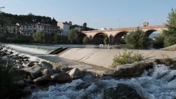 Široký Záběr Ponte San Quirico Řeku Serchio Lucce Itálie — Stock video