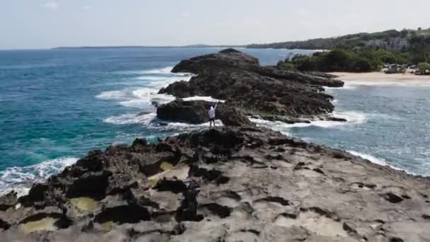 Puerto Rico Fast Push Shot Person Splashing Waves Rocks — Stock Video