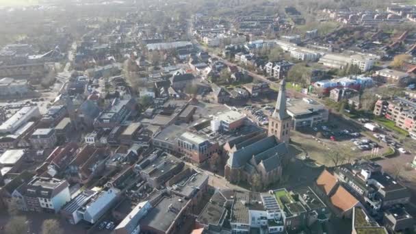 Orbite Aérienne Une Grande Église Dans Centre Historique Barneveld Pays — Video