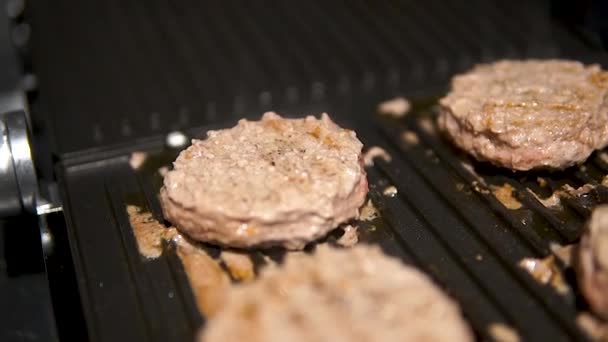 Närbild Reglaget Skott Köttburgare Cutlet Hot Grill Pan Göra God — Stockvideo