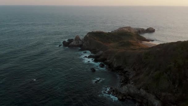 Aerial Orbit Shot Famous Cerro Sagrado View Point Shoreline Pacific — Stock video