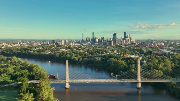 Flygfoto Över Brisbane Green Bridge Från Lucia University Queensland Campus — Stockvideo