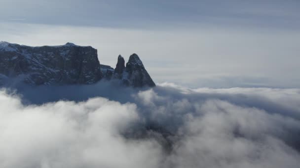 Winte Dolomiten Mit Drohne Über Wolken — Stockvideo