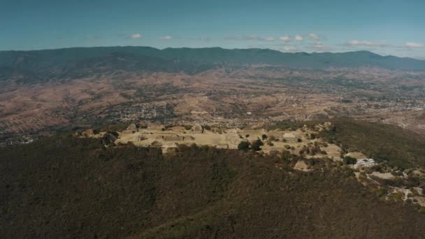 Monte Alban Duże Pre Kolumbijskie Stanowisko Archeologiczne Płaskim Szczycie Górskim — Wideo stockowe