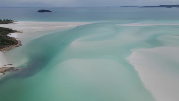 Whitsunday Island Weißer Silica Sand Und Flaches Türkisfarbenes Wasser Whitehaven — Stockvideo