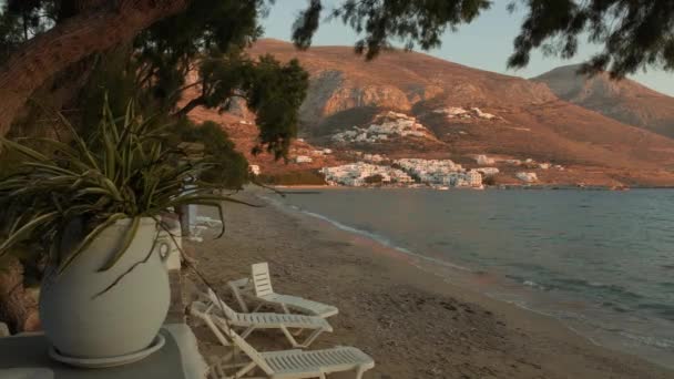 Szerokie Ujęcie Pięknej Wioski Egliali Zachodzie Słońca Wyspie Amorgos Greckich — Wideo stockowe