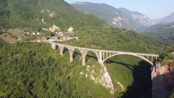 Tara Köprüsü Zabljak Durmitor Ulusal Parkı Karadağ Arch Köprüsü Avrupa — Stok video