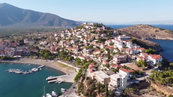 Aerial View Paralio Astros Tiyatrosu Liman Kale Moreloponnese Yunanistan — Stok video